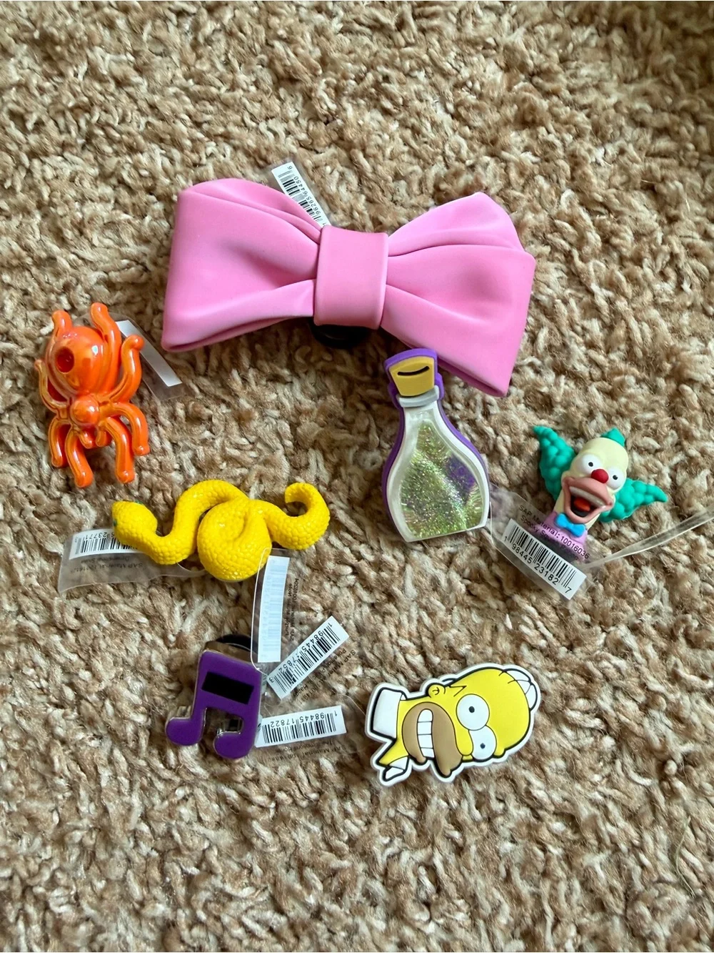 Crocs (7) Jibbitz Charms Official Mixed Bag Simpson’s Bow Snake Spider - Picture 1 of 1